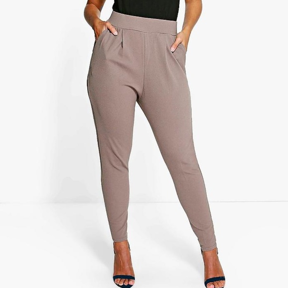 Boohoo Plus Pants - Boohoo Pleat Front Trouser Mocha Stretch Pants